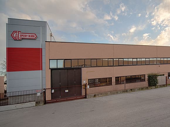 Speedy Block notre partenaire en Sauterelles